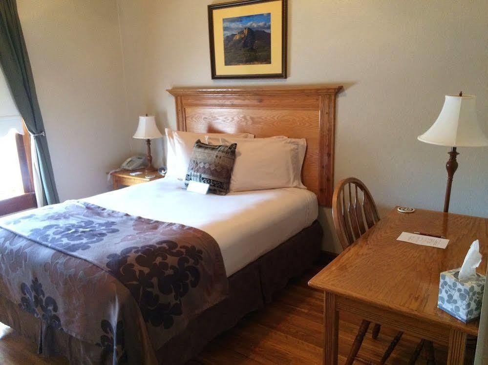 ארטסיה Heritage Inn מראה חיצוני תמונה